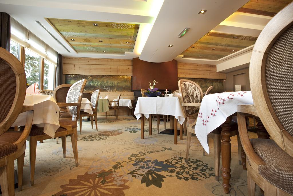 Spa Hotel Restaurant Au Lion D'Or La Petite-Pierre Kültér fotó